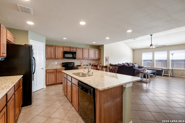 Image 8 of 32 For 10606 Black Wolf Bay