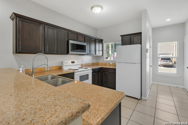 Image 9 of 23 For 6723 Utopia Hts