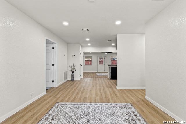 Image 14 of 42 For 1031 Thorain