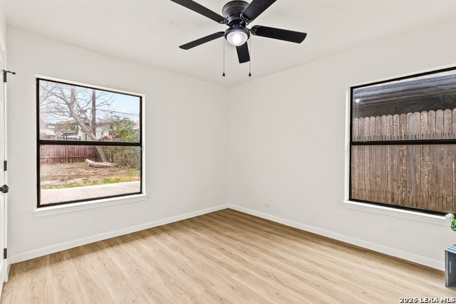 Image 35 of 42 For 1031 Thorain