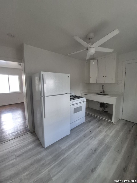 Image 10 of 16 For 417 Eleanor Ave  2