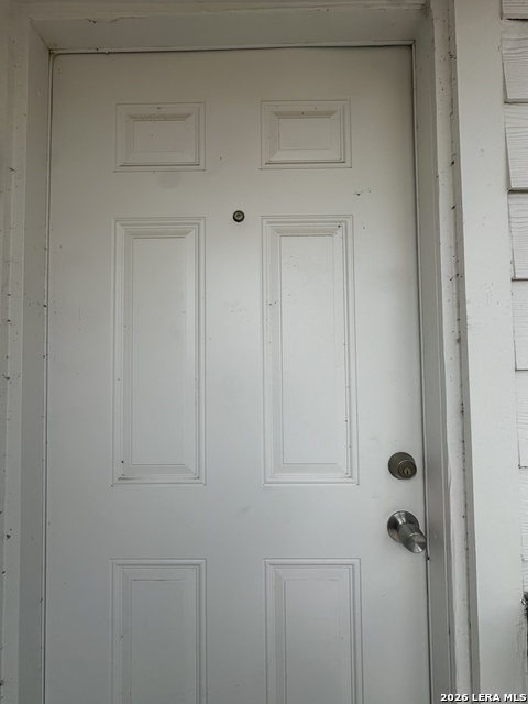 Image 2 of 13 For 417 Eleanor Ave  4