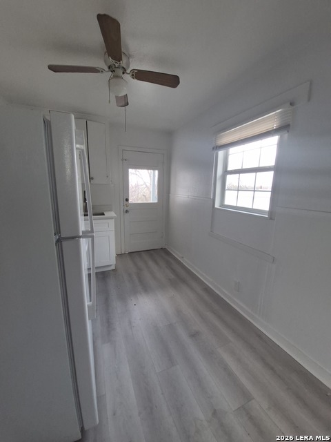 Image 9 of 13 For 417 Eleanor Ave  4