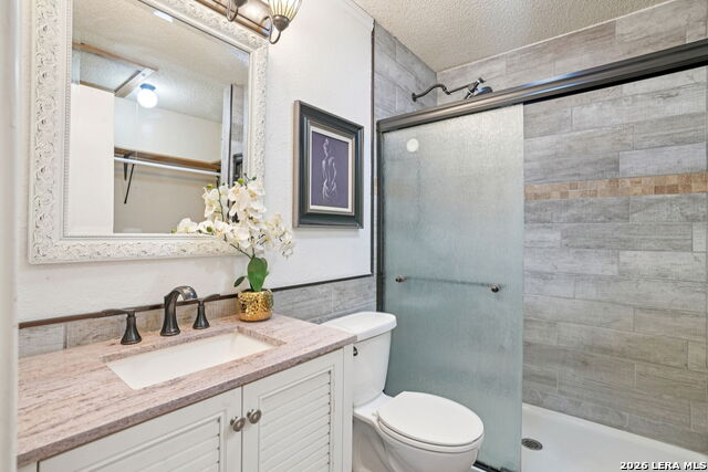 Image 18 of 29 For 7880 Micron  4104