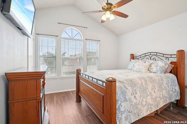 Image 20 of 29 For 7880 Micron  4104