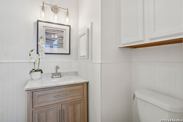 Image 23 of 29 For 7880 Micron  4104