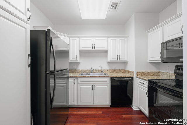 Image 10 of 39 For 1 Towers Park Ln  1001