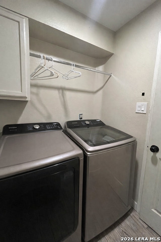 Image 16 of 19 For 7250 Burns Xing