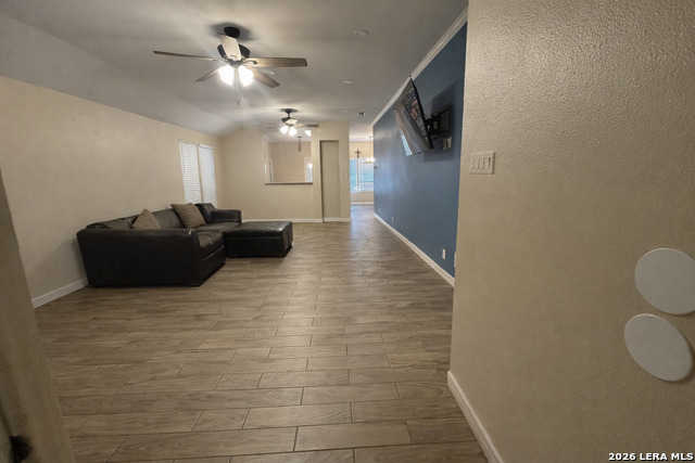 Image 6 of 19 For 7250 Burns Xing