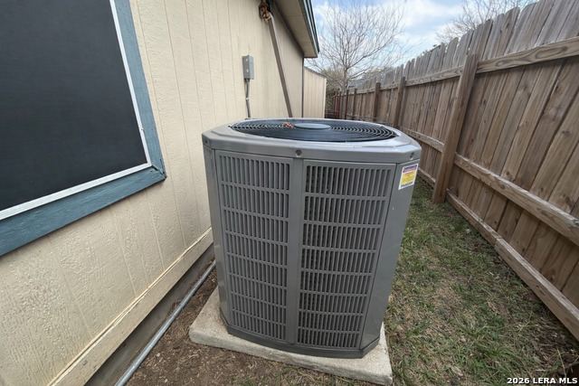 Image 7 of 19 For 7250 Burns Xing