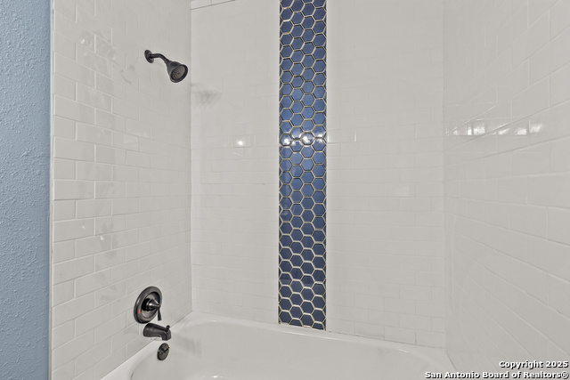 Image 12 of 13 For 710 Byrnes  