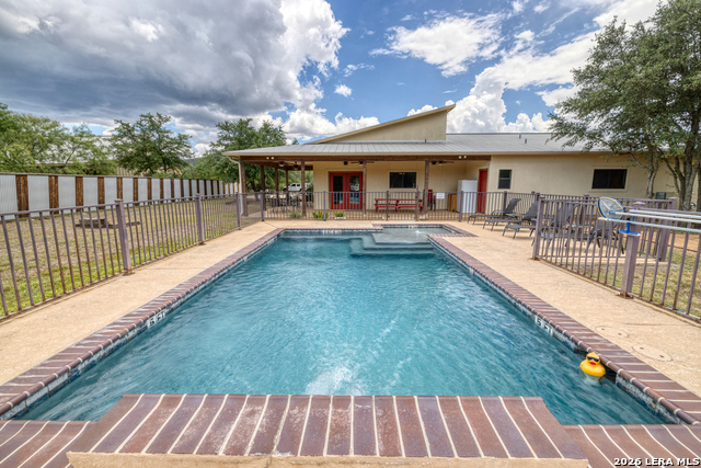 Image 18 of 28 For 900 Tierra Linda