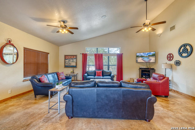 Image 7 of 28 For 900 Tierra Linda