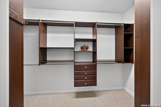 Image 24 of 42 For 7342 Oak Manor  1104