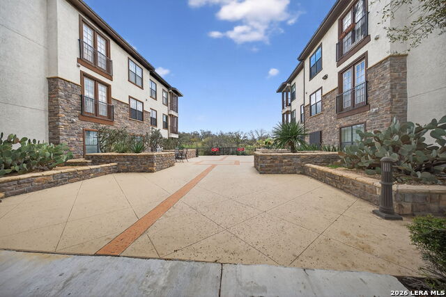 Image 33 of 42 For 7342 Oak Manor  1104