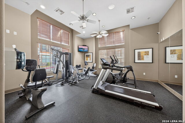 Image 37 of 42 For 7342 Oak Manor  1104