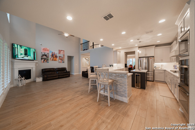 Image 13 of 38 For 1729 Crystal Bridges