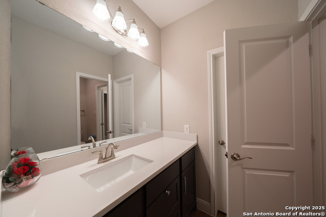 Image 30 of 38 For 1729 Crystal Bridges