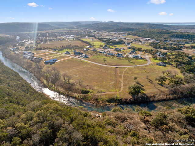 Image 12 of 29 For 849 Bingham  