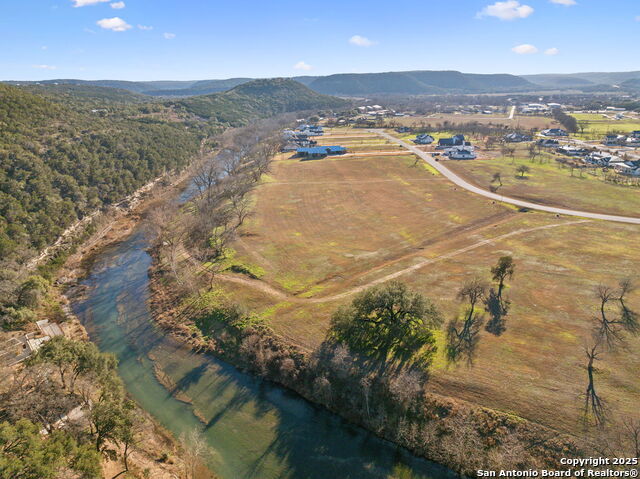 Image 16 of 29 For 849 Bingham  