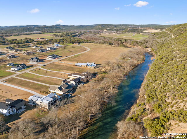 Image 27 of 29 For 849 Bingham  