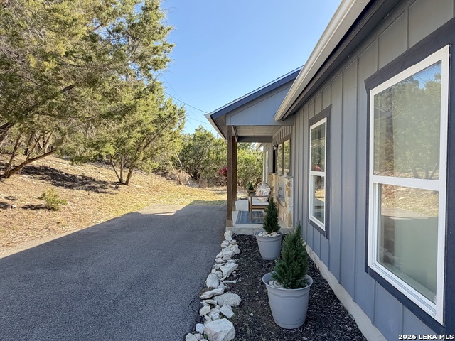 Image 5 of 38 For 156 Deer Run