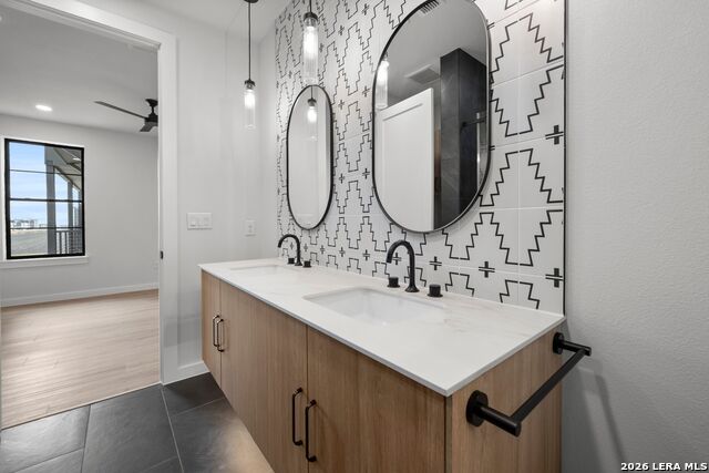 Image 11 of 45 For 634 Central Parkway  1211