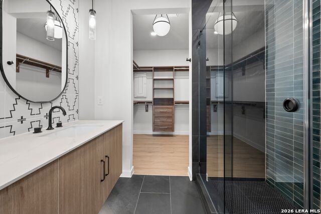 Image 13 of 45 For 634 Central Parkway  1211