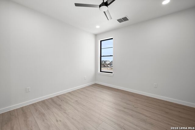 Image 18 of 45 For 634 Central Parkway  1211