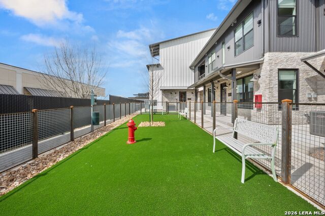 Image 36 of 45 For 634 Central Parkway  1211