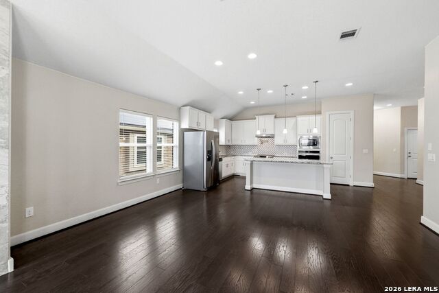 Image 10 of 64 For 31846 Acacia Vista