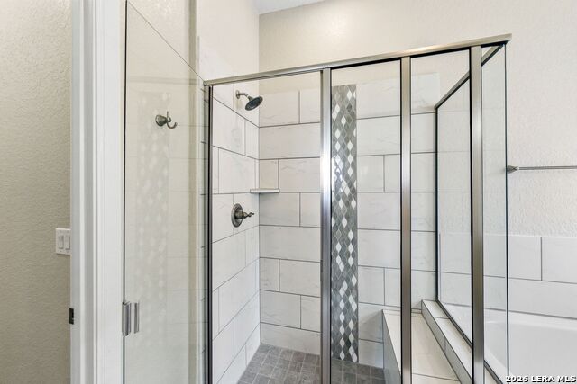 Image 17 of 64 For 31846 Acacia Vista