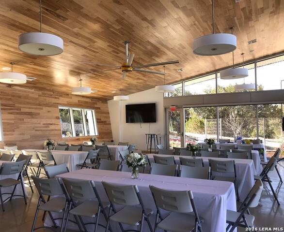 Image 50 of 64 For 31846 Acacia Vista