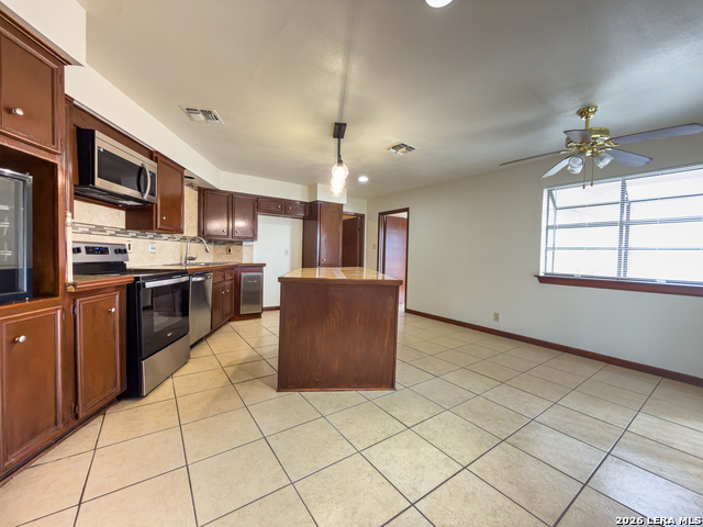 Image 10 of 36 For 7306 Hidden Hills N