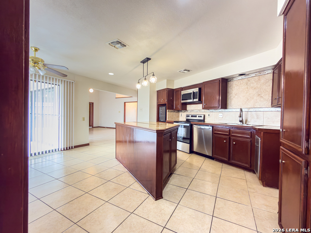 Image 11 of 36 For 7306 Hidden Hills N