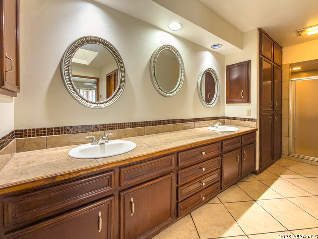 Image 17 of 36 For 7306 Hidden Hills N