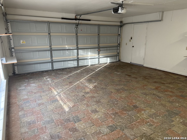 Image 31 of 36 For 7306 Hidden Hills N