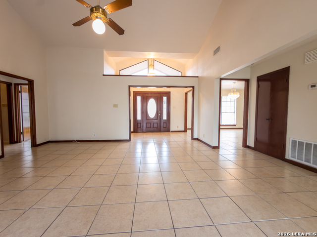 Image 7 of 36 For 7306 Hidden Hills N