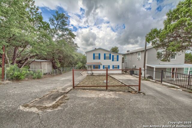 Image 2 of 26 For 1108 Pebble Beach Dr Nw