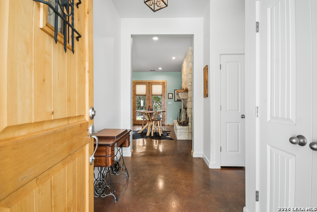 Image 19 of 71 For 585 English Hollow