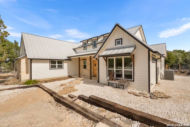 Image 2 of 71 For 585 English Hollow