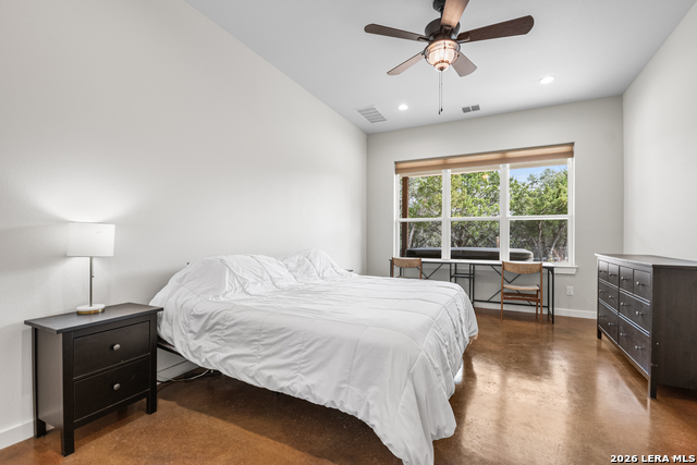 Image 21 of 71 For 585 English Hollow