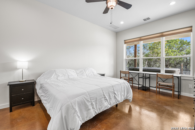 Image 22 of 71 For 585 English Hollow