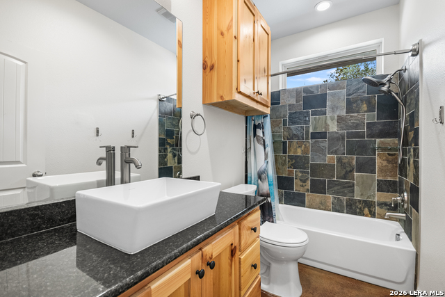 Image 29 of 71 For 585 English Hollow