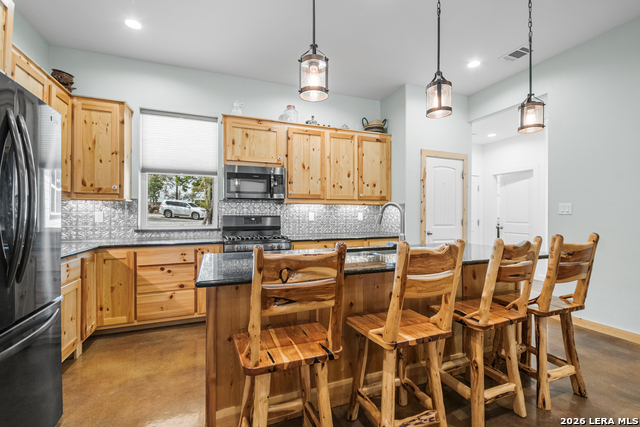 Image 9 of 71 For 585 English Hollow