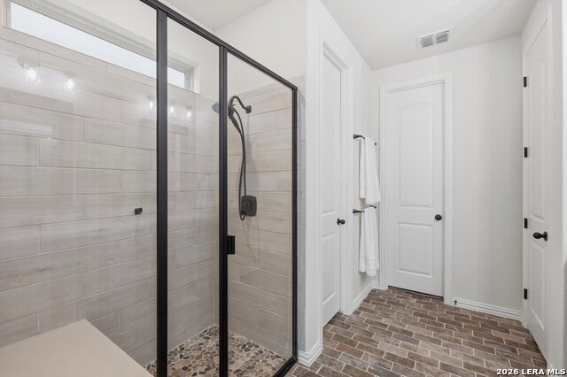 Listing photo id 10 for 2216 Bluestem