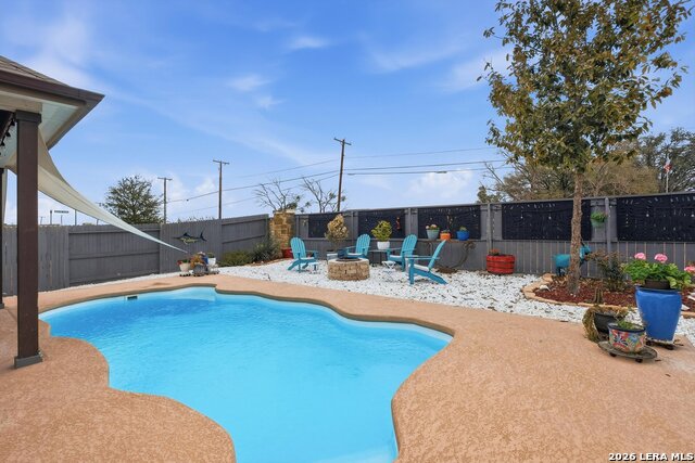 Listing photo id 21 for 2216 Bluestem