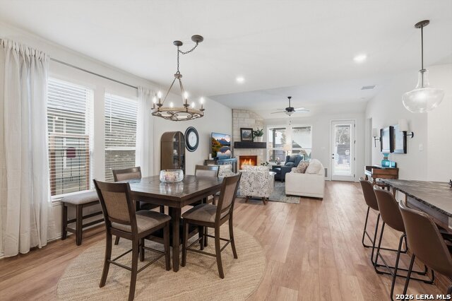 Listing photo id 4 for 2216 Bluestem