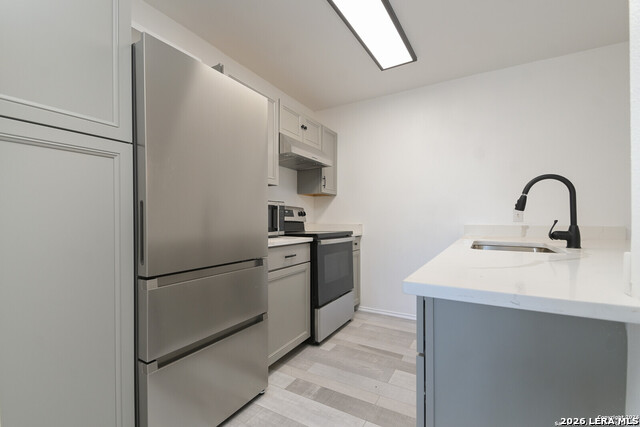 Image 4 of 10 For 10527 Perrin Beitel  D208