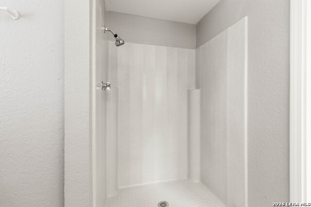 Image 18 of 26 For 7507 Forelock